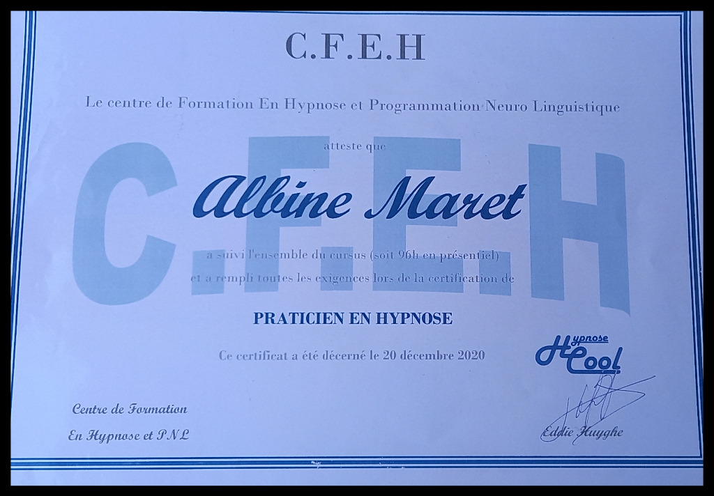 photo diplome Albine Maret