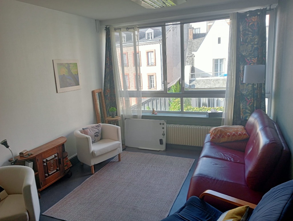 photo seance CHARLOTTE DEBEST Psychopraticienne