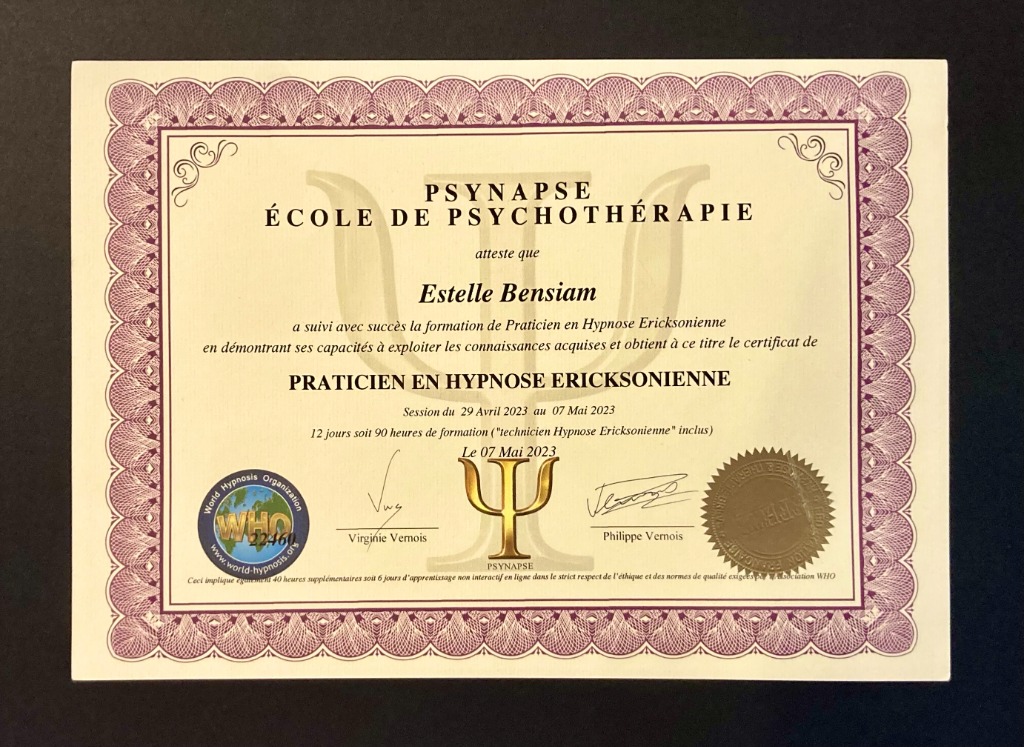 photo diplome Bensiam Estelle