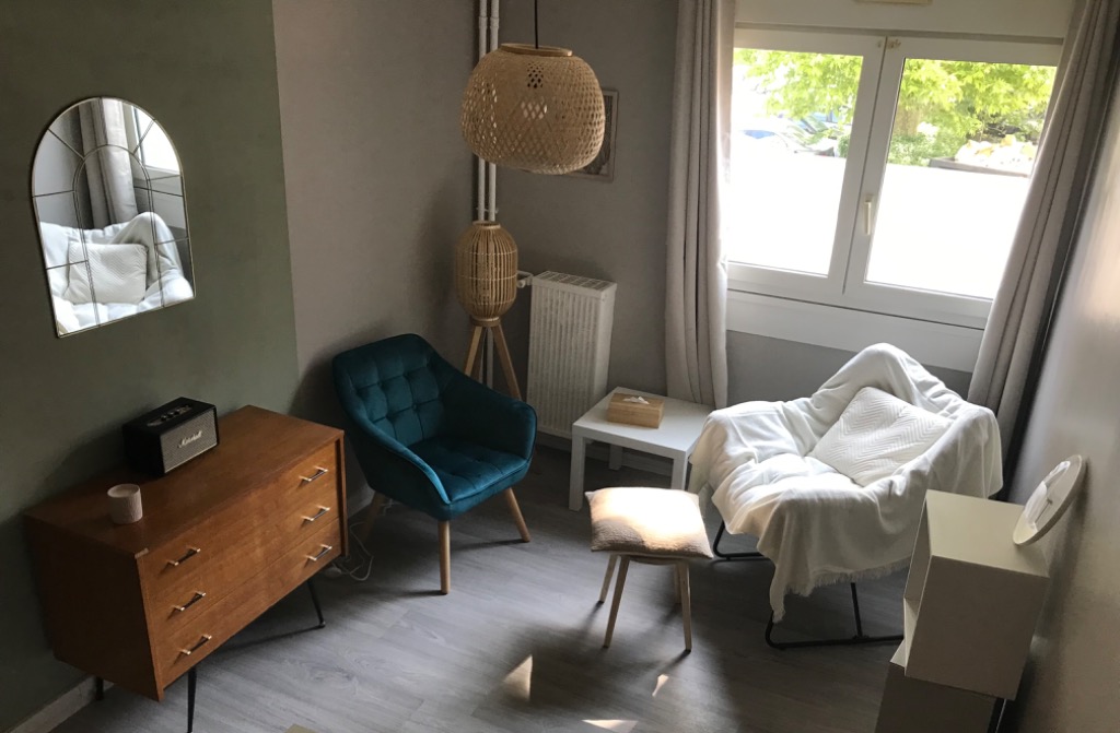 photo cabinet Céline DOGUET