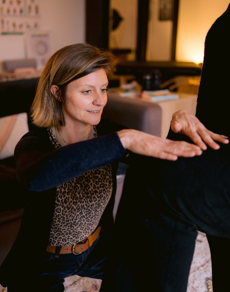 photo seance Laurianne BORDES Kinésiologue Bordeaux/bébé&adulte