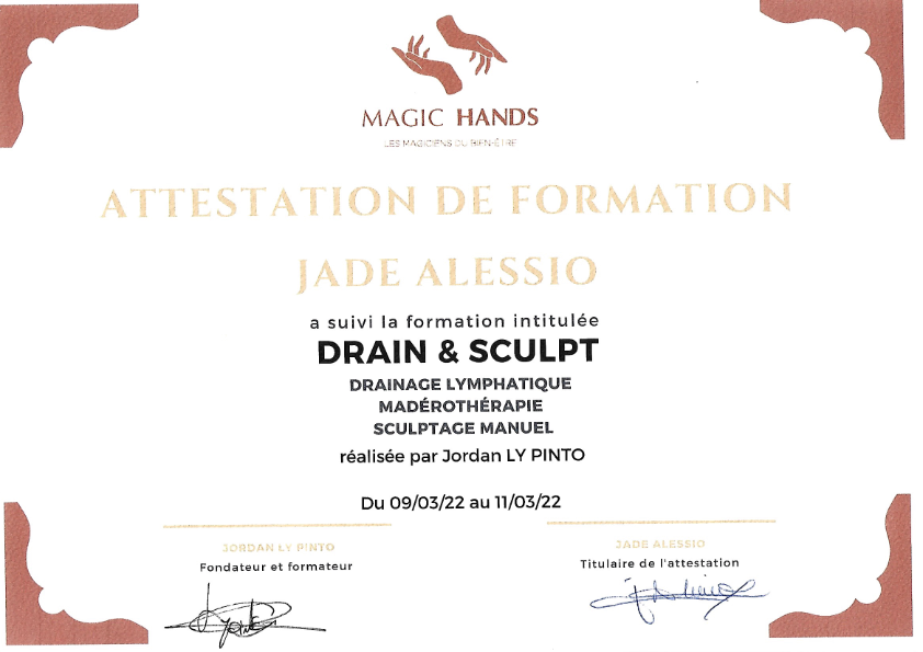 photo diplome Jade Alessio Massages