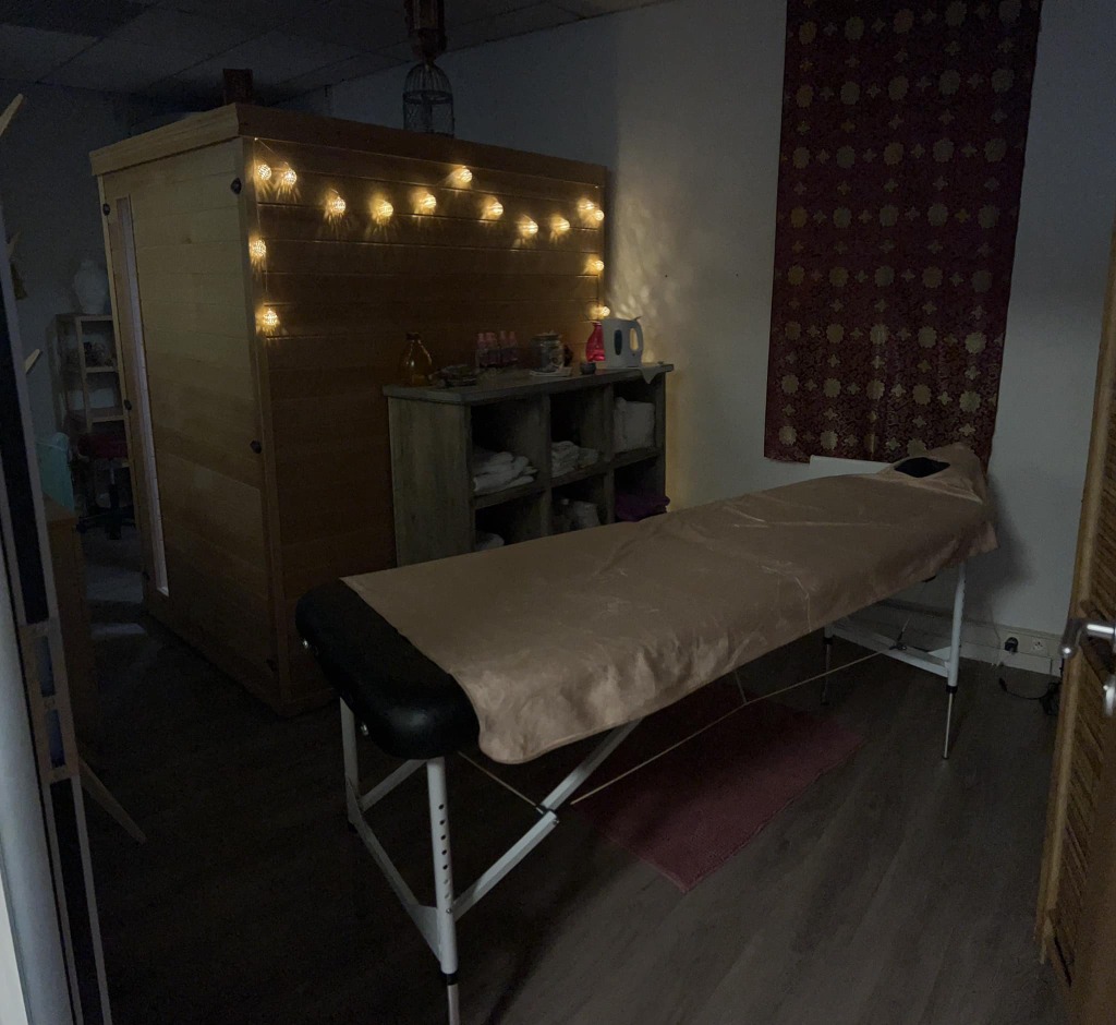 photo cabinet Association Natural Attitude