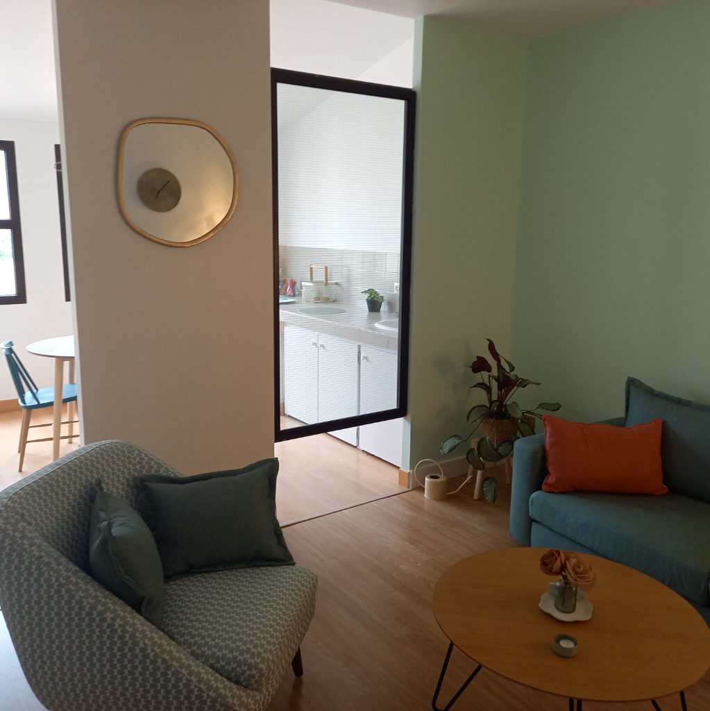 photo cabinet Chloé Gobatto