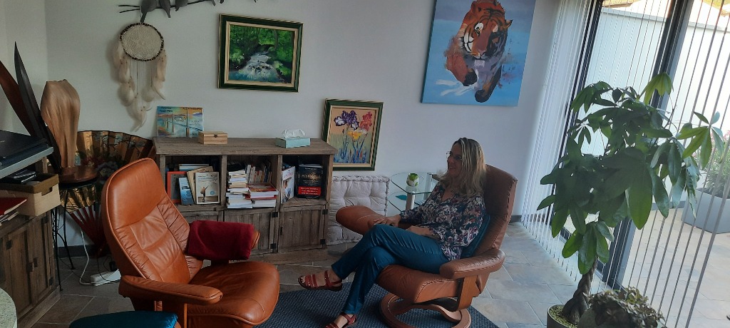 photo cabinet Christine Cousy-Péru