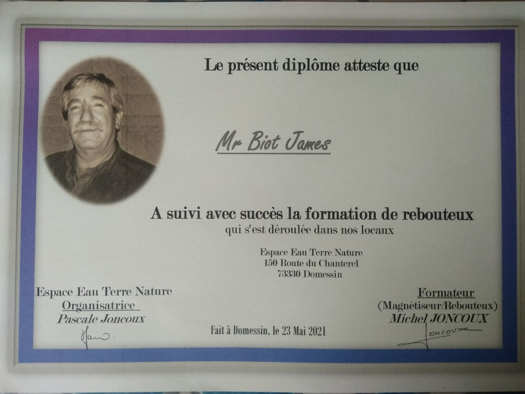 photo diplome James BIOT