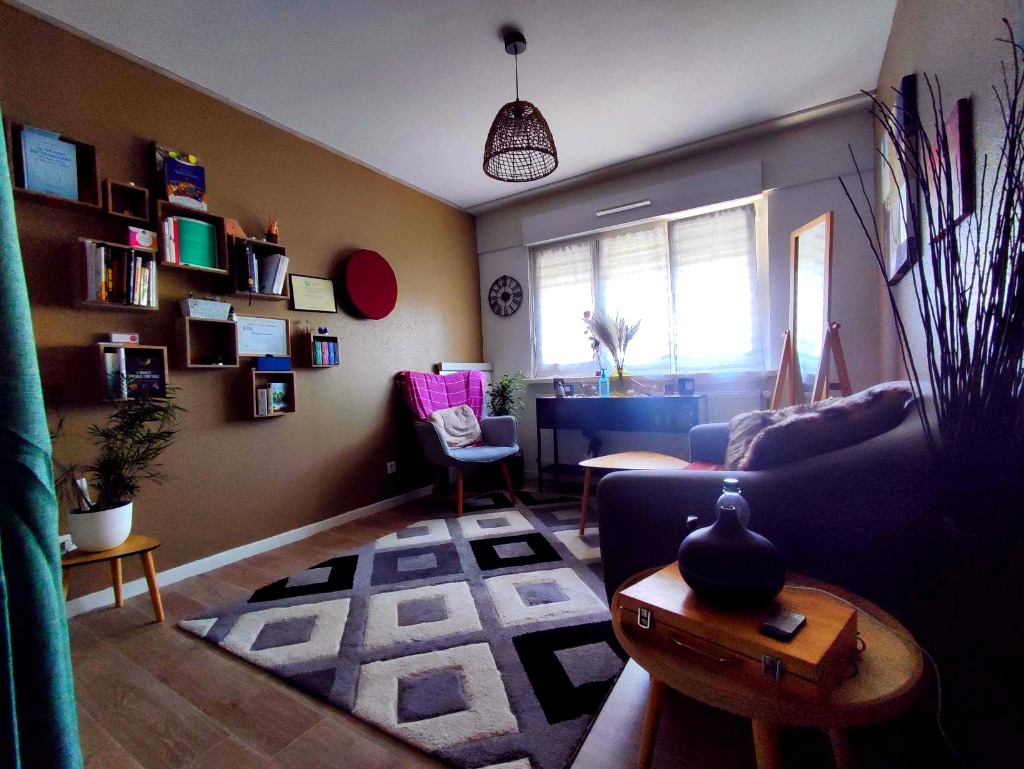 photo cabinet Mickael HEUACKER