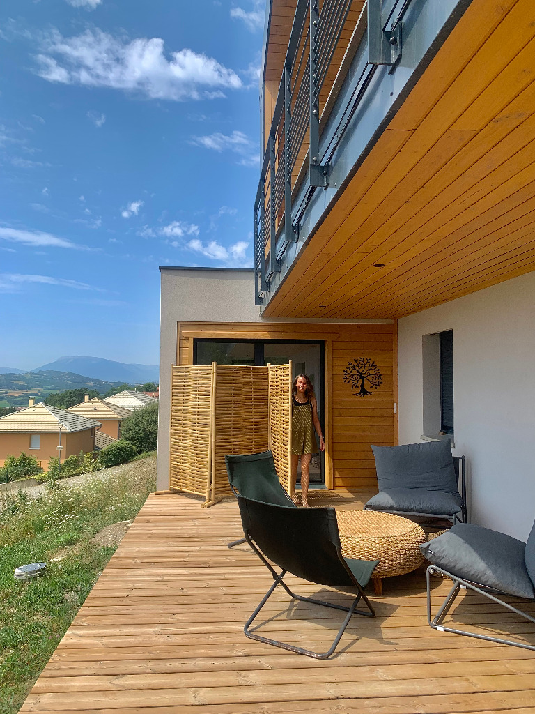 photo cabinet Sylvie réflexologie massages fleurs de Bach