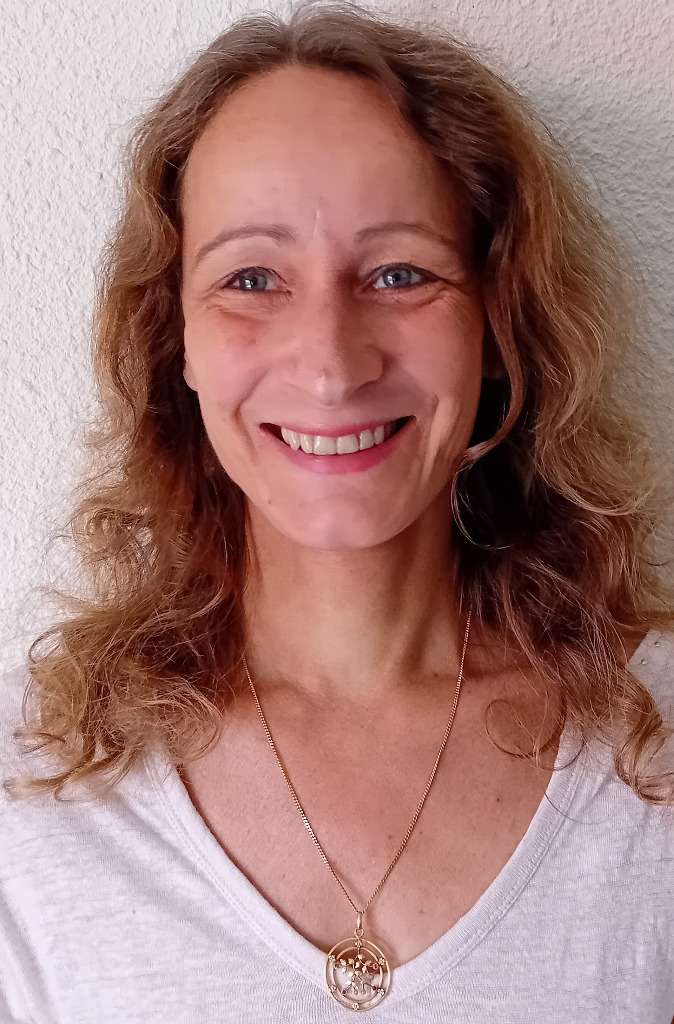 photo portrait Sylvie réflexologie massages fleurs de Bach