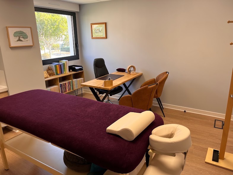 photo cabinet Frédéric CONTOU-CARRERE