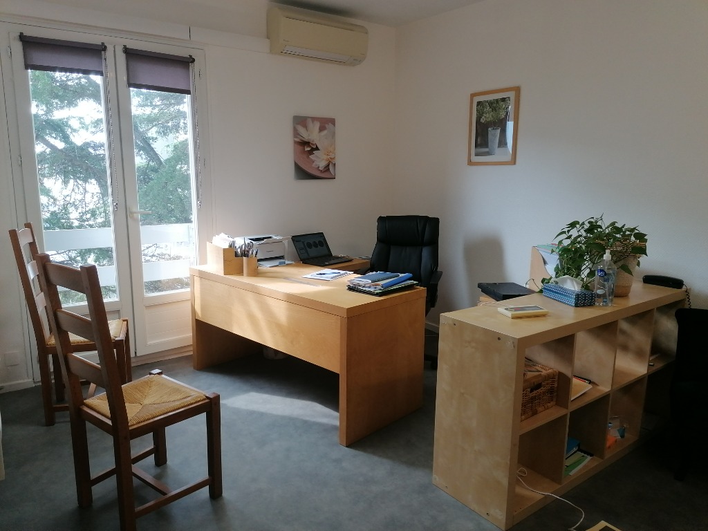 photo cabinet Laetitia Corona