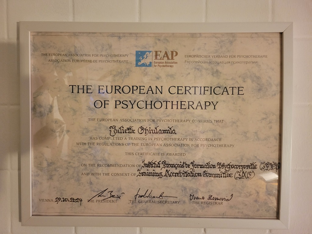 photo diplome Juliette Ghiulamila