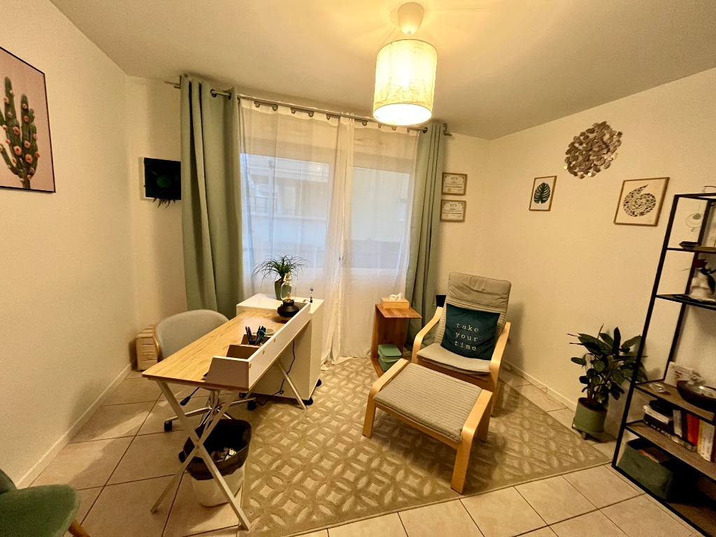 photo cabinet Lucie Poupin