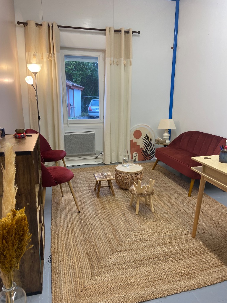 photo cabinet Céline Maya Latour