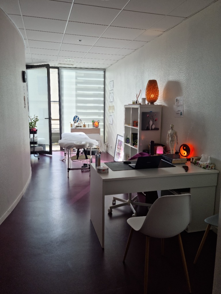 photo cabinet SANDRINE CARRE