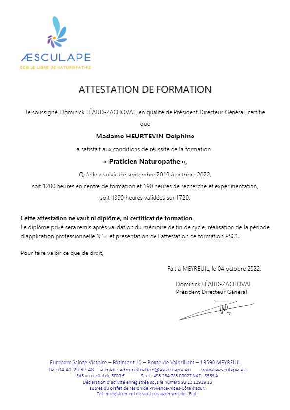 photo diplome Delphine HEURTEVIN Naturopathe