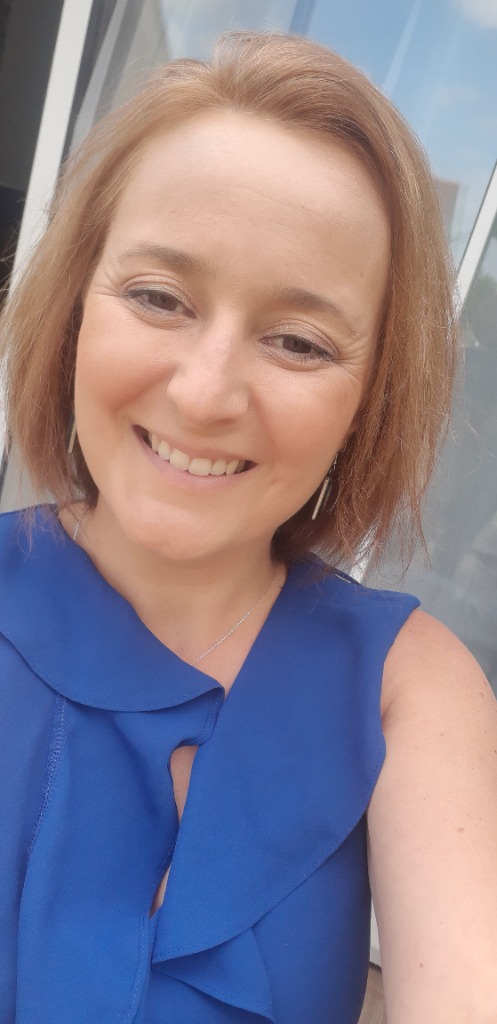 photo portrait ELODIE BENMAHDI