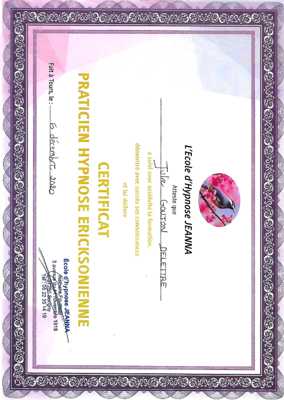 photo diplome Julie Goujon Delettre