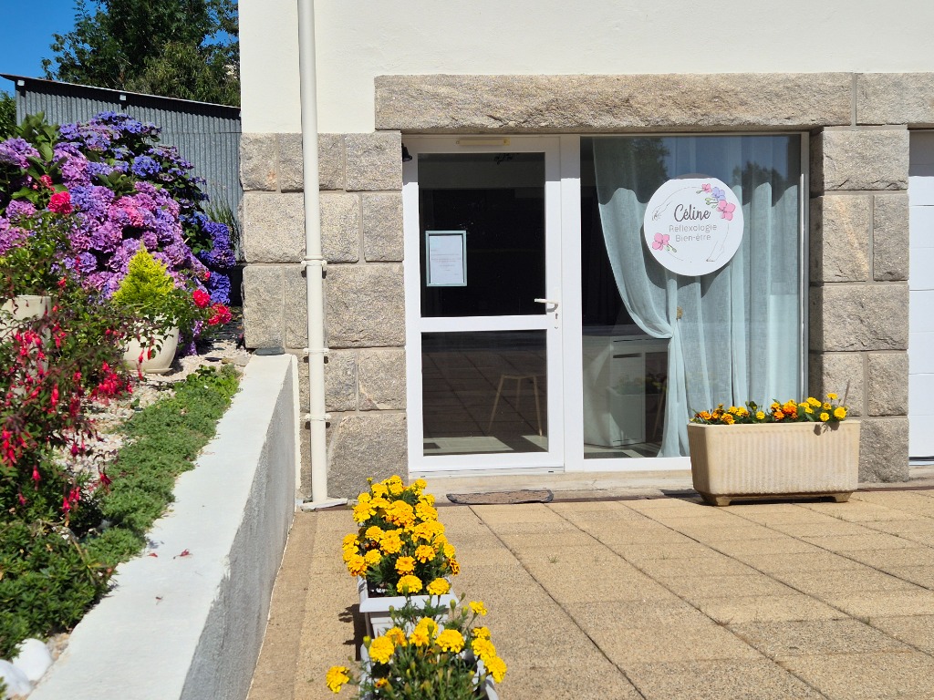 photo diplome Céline Réflexologie Bien être