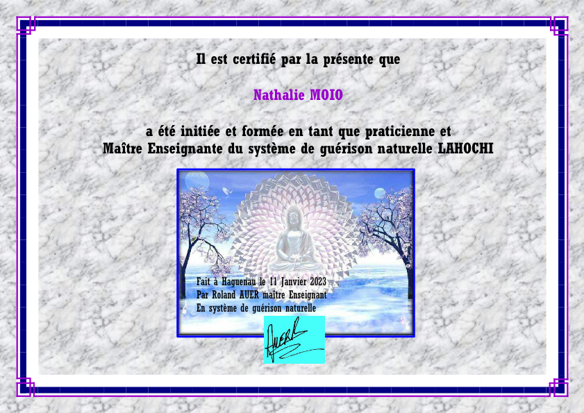 photo diplome Nathacha art et enrjs