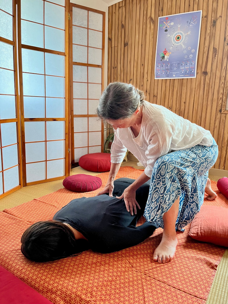 photo seance Shiatsu Bénédicte Petitbon