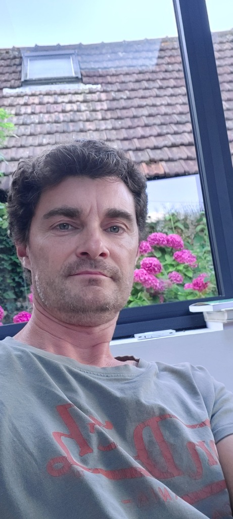 photo portrait Cedric Fournier Geobiologue