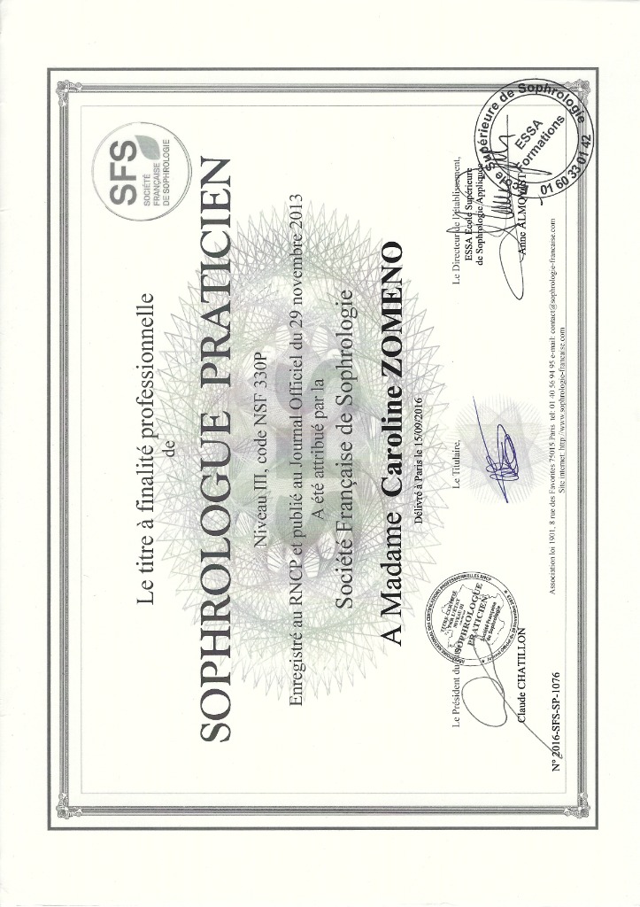 photo diplome Caroline ZOMENO 