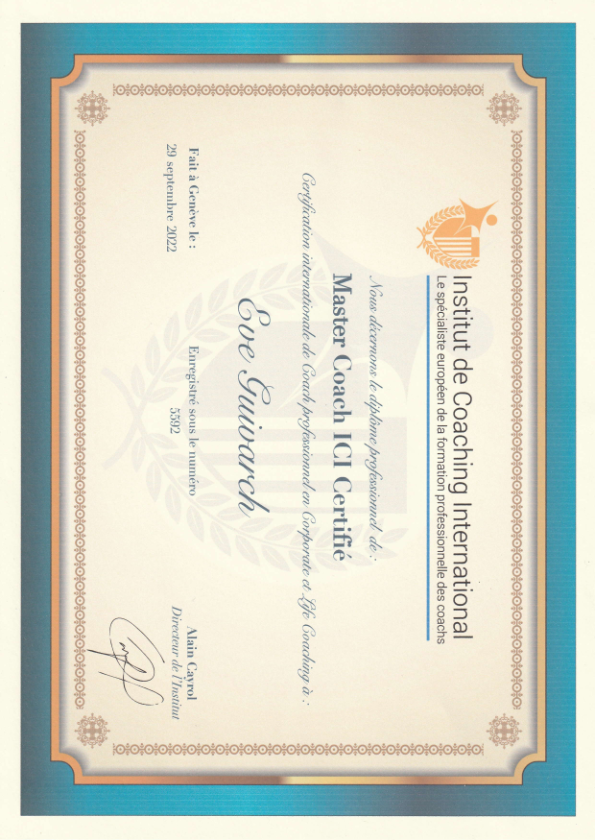 photo diplome Eve GUIVARCH