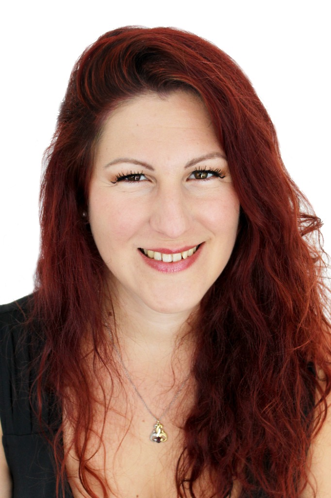 photo portrait Océane GIROZ - Transcendance Thérapie