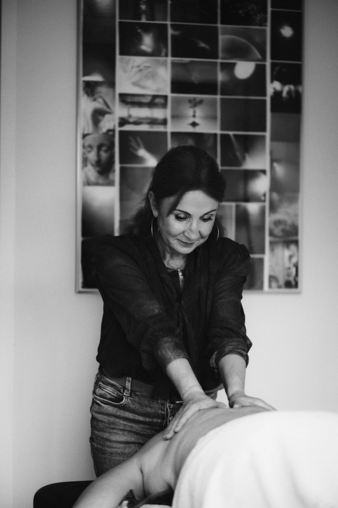 photo seance Corinne Hardel Reflexologie