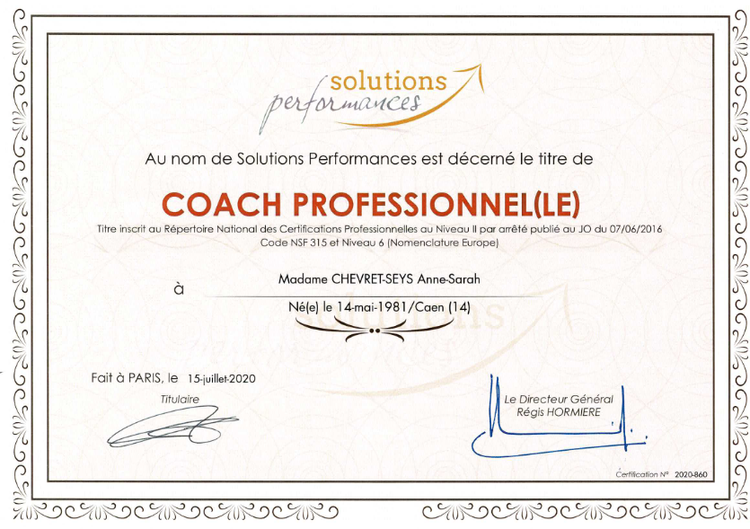 photo diplome Anne-Sarah CHEVRET