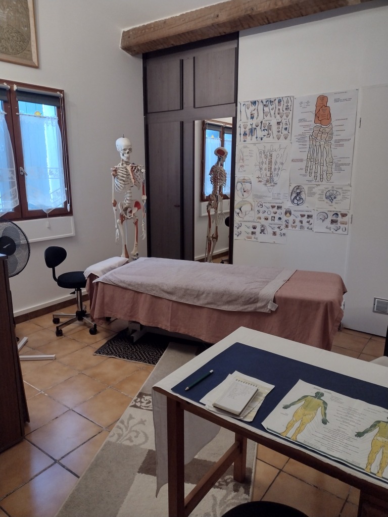 photo cabinet Thérapeuthe manuelle méthode Poyet - Cathy