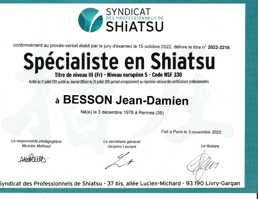 photo diplome Jean-Damien BESSON - Shiatsu