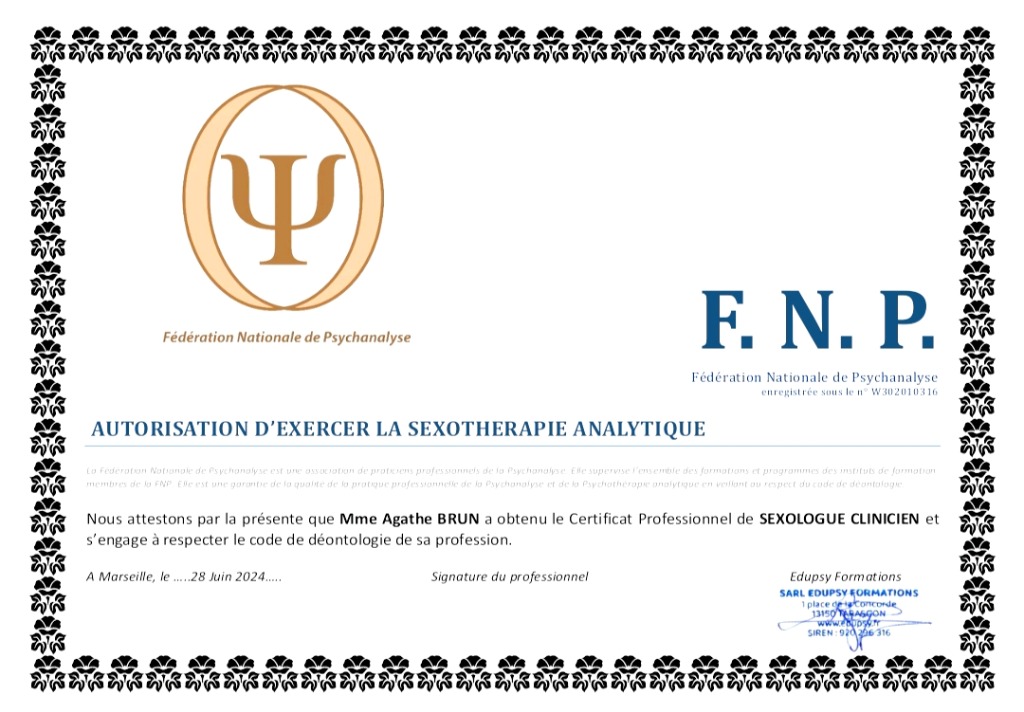 photo diplome Agathe BRUN