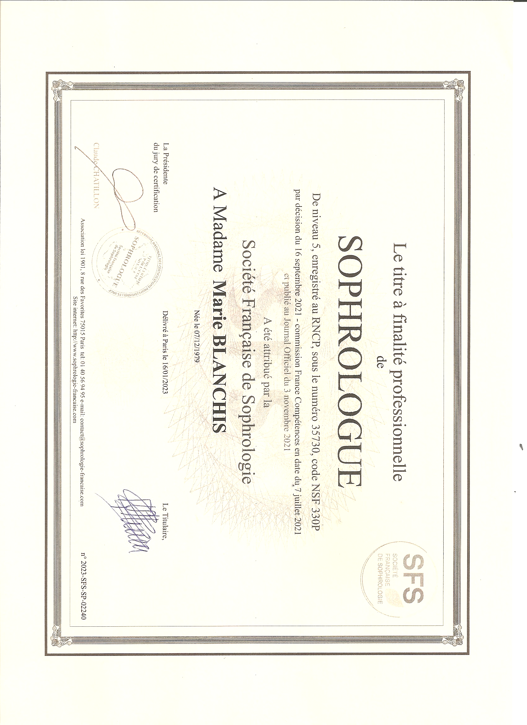 photo diplome Marie Blanchis - Sophrologue