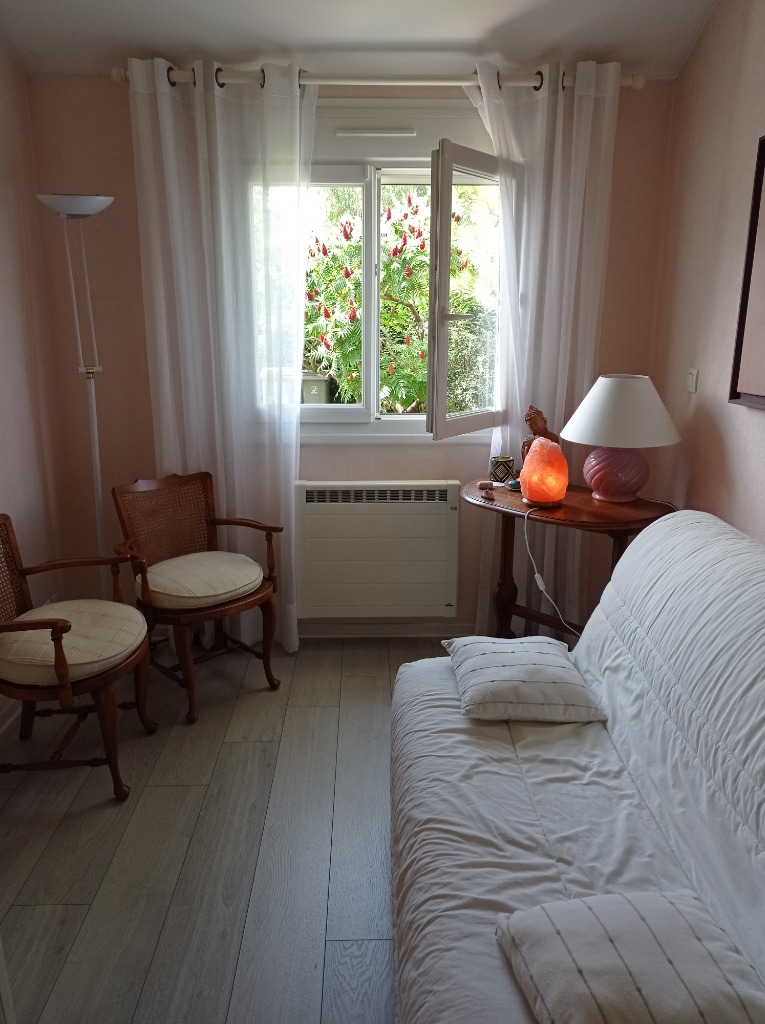 photo cabinet Delphine Tromeur