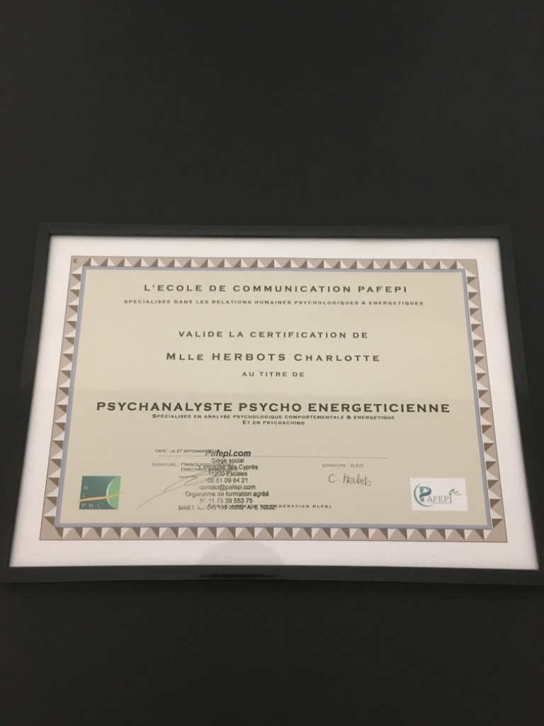 photo diplome Charlotte Herbots