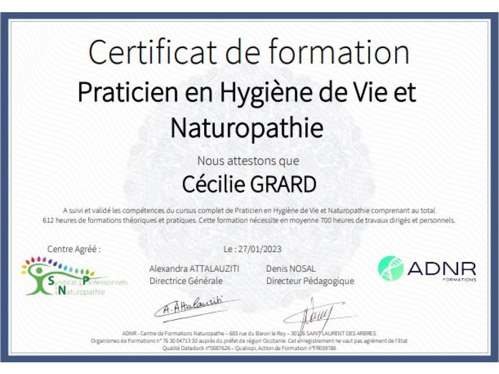 photo diplome Cécilie Grard