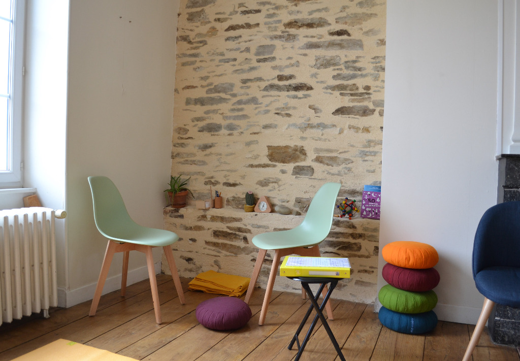 photo cabinet Cora GEYER Hypnotherapeute sophrologue