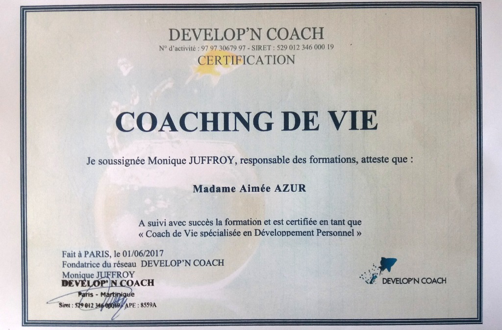 photo diplome Aimée AZUR
