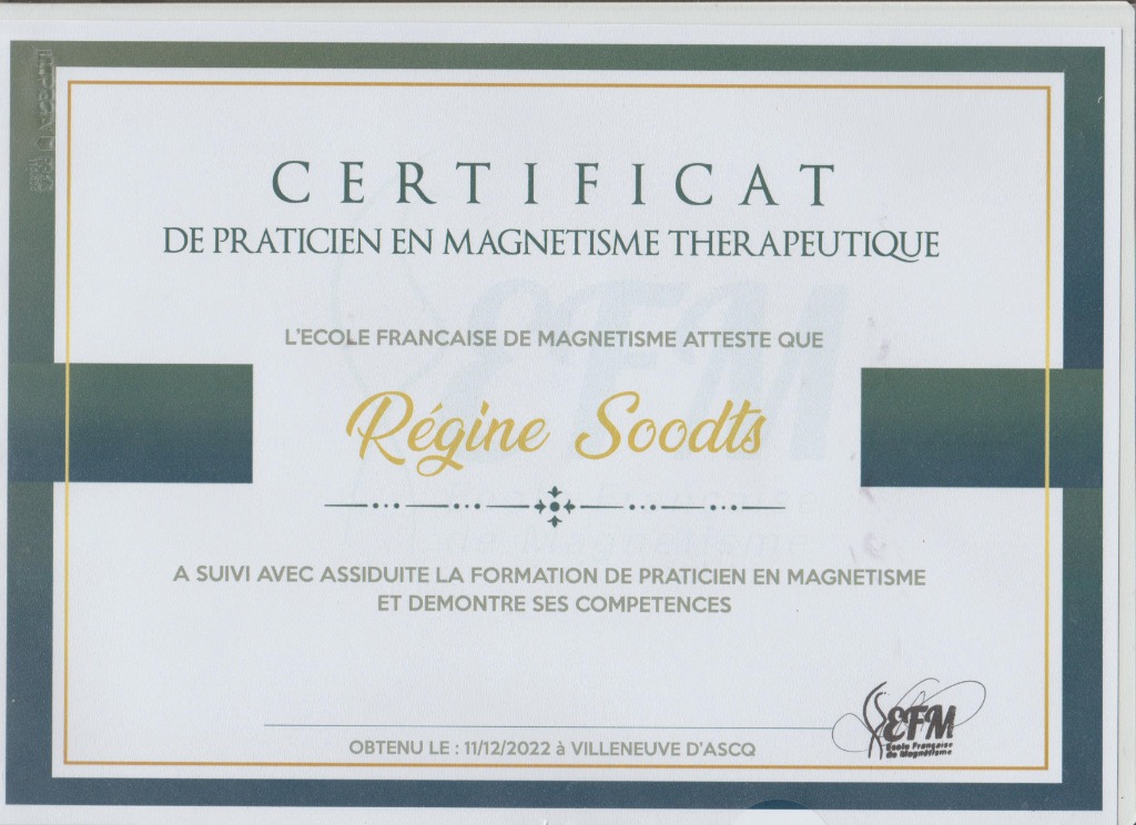 photo diplome Régine Soodts Magnétiseur