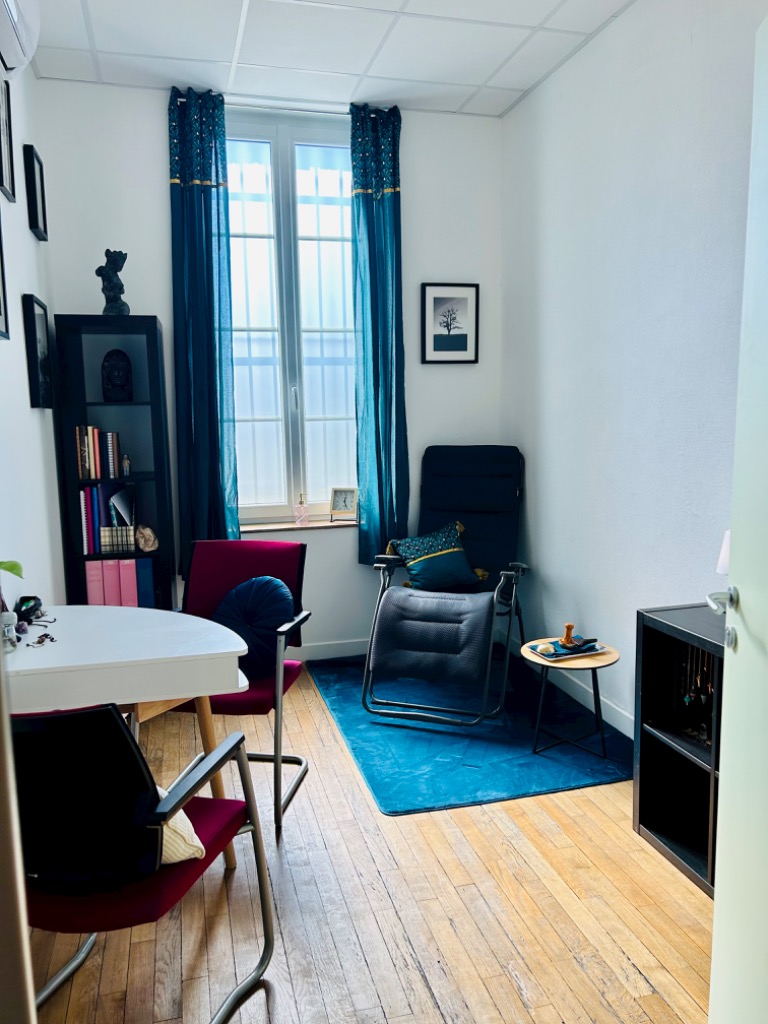 photo cabinet Christine GUERARD