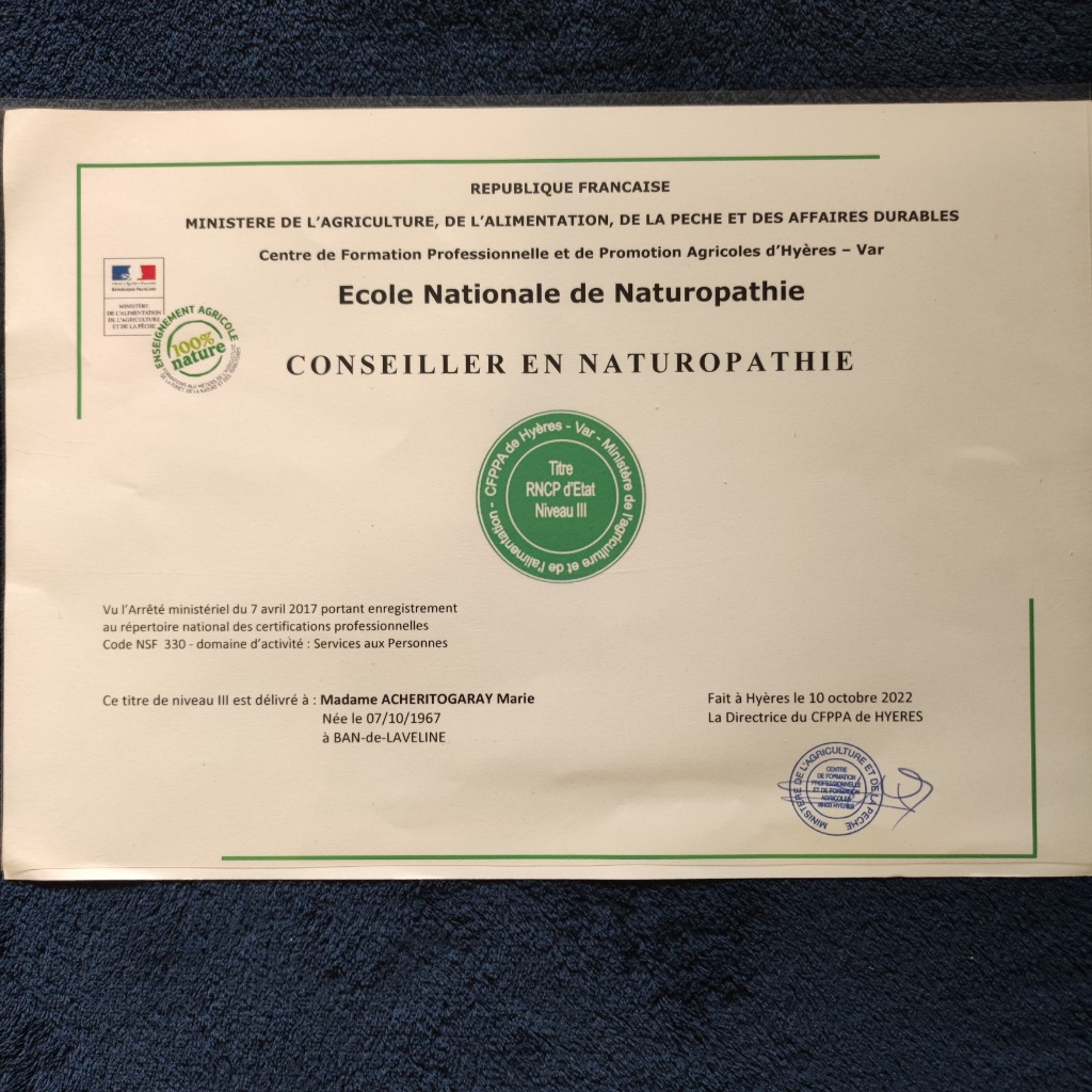 photo diplome Marie Acheritogaray