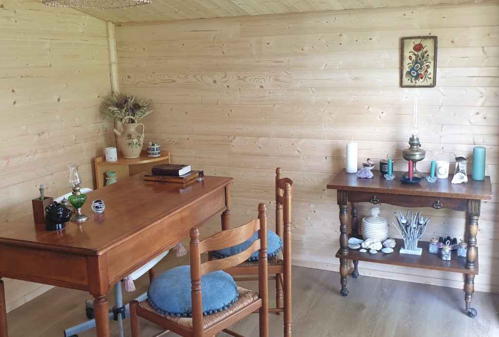 photo cabinet Fadoua magnétisme 