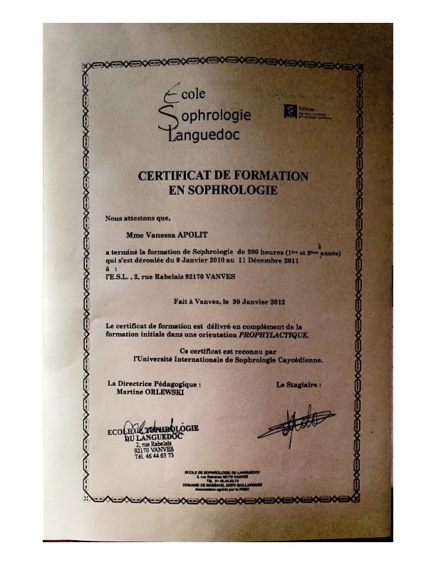 photo diplome Vanessa APOLIT