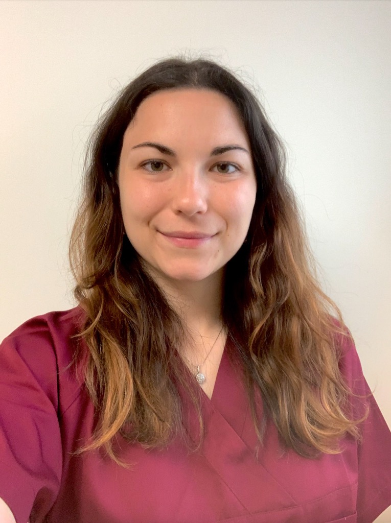 photo portrait Albane Paubert - Ostéopathe Nanterre