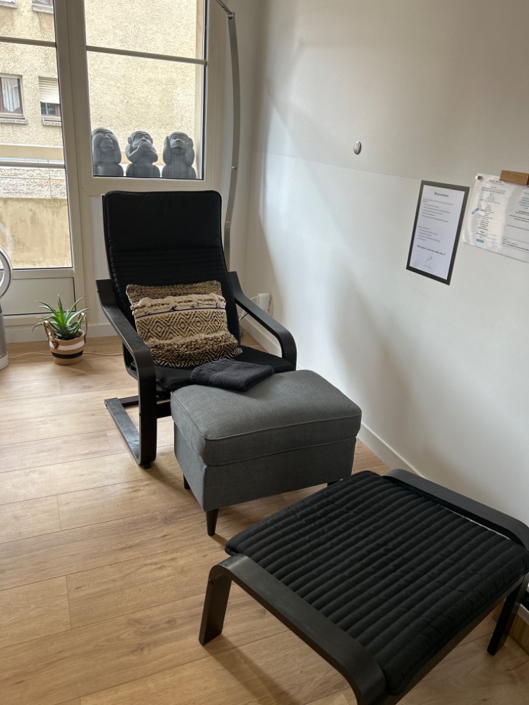 photo cabinet Biondo Manon Réflexologue 