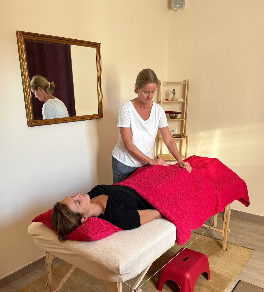 photo seance Energie de Vie - Magnétiseuse, Soins énergétiques