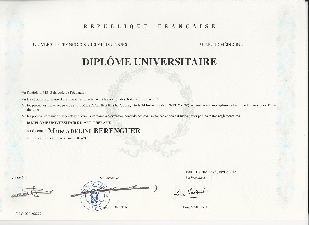 photo diplome Fusillier Adeline