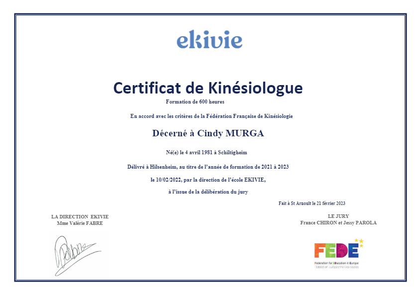 photo diplome Quint&Sens Kinésiologie